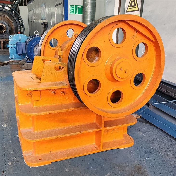 Aggregate jaw crusher